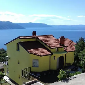 Appartement Matea, Plomin